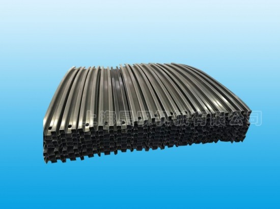 现场产品防撞梁